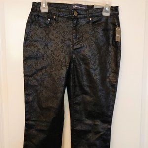 Black straight leg stretch jeans.